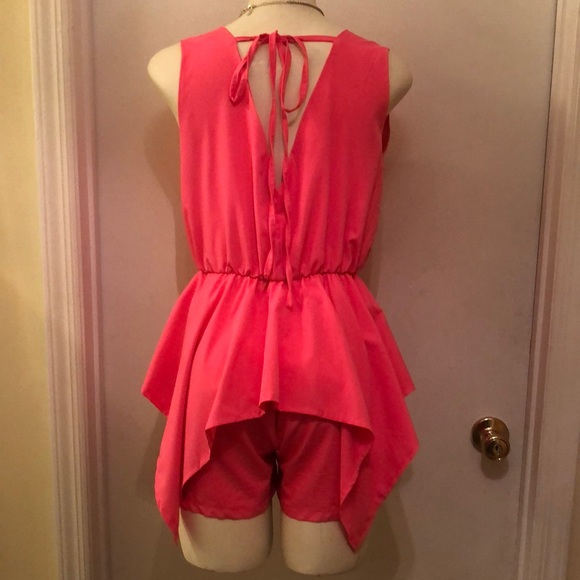 Pink romper, beautiful watermelon color. - Picture 4 of 8